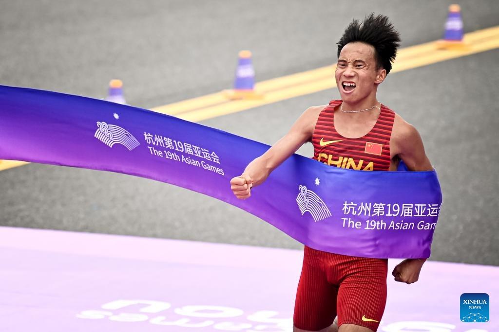 她精准的发
